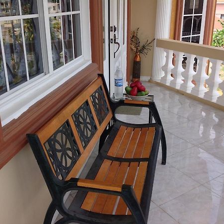 Cazwin Villas Montego Bay Esterno foto