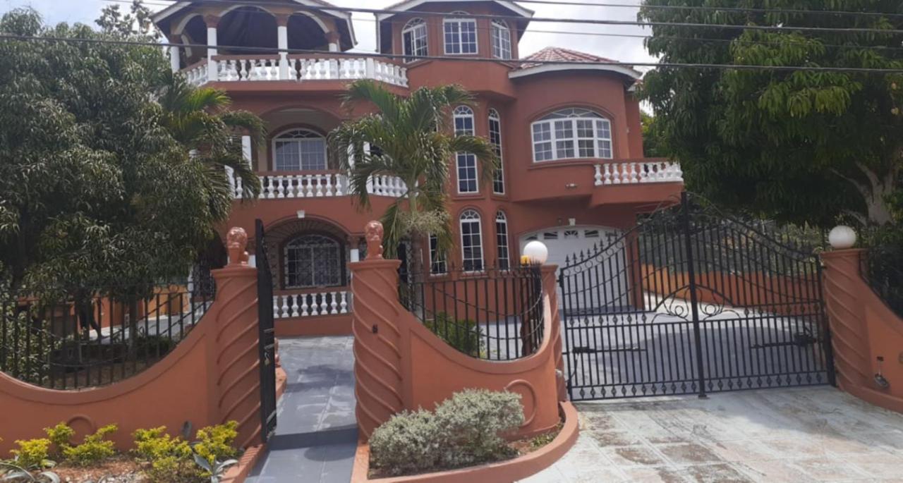 Cazwin Villas Montego Bay Esterno foto