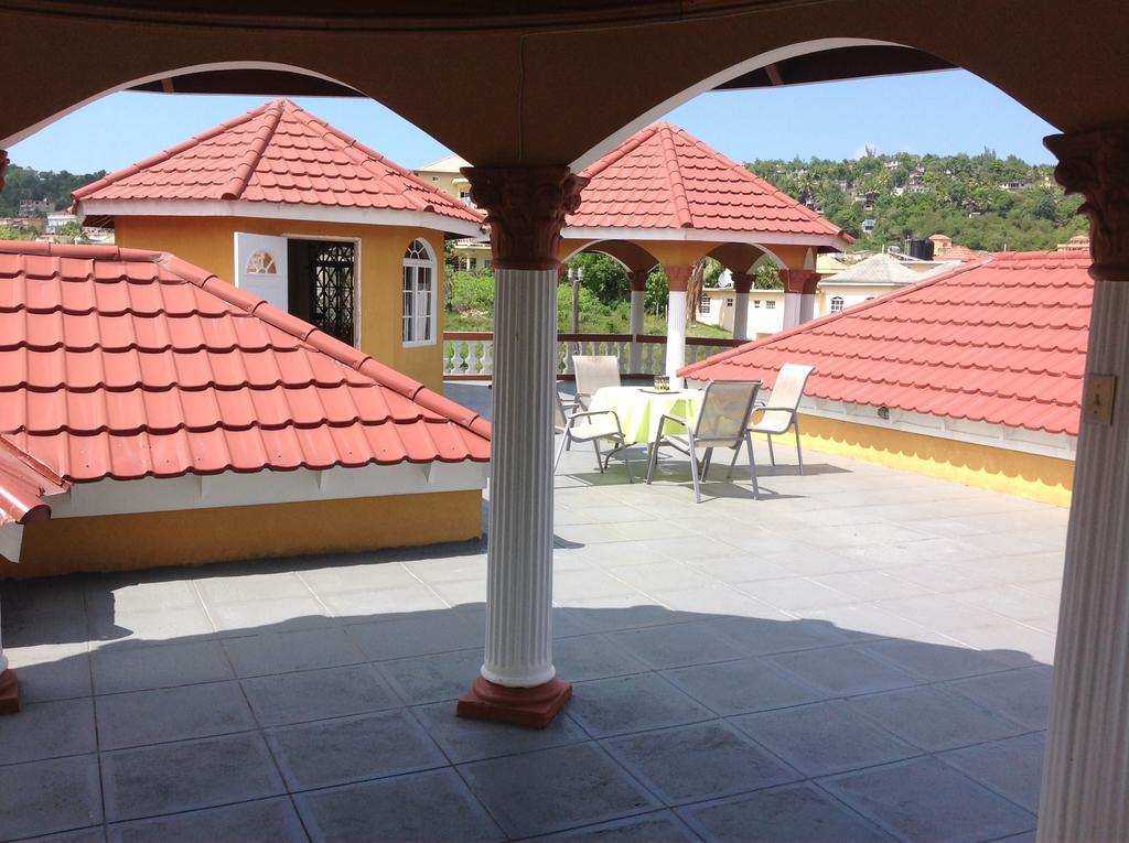 Cazwin Villas Montego Bay Esterno foto
