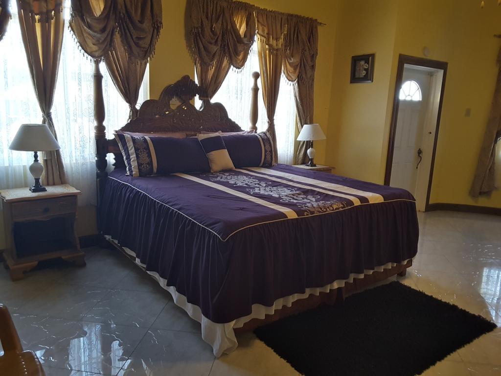 Cazwin Villas Montego Bay Camera foto